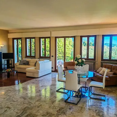 Holiday home Bellissima Immersa Nelle Colline Lucchesi *